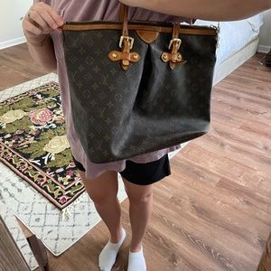 LV bag tote